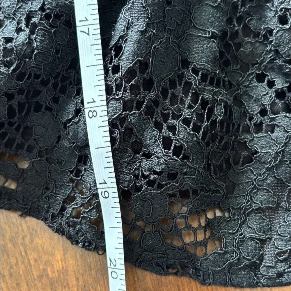 Anthropologie Sunday in Brooklyn Colline Lace Tank Top Black XS Ruffle Peplum - Picture 7 of 10